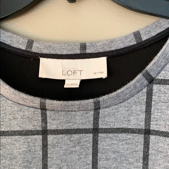 LOFT Grey Sweater - Picture 2 of 4